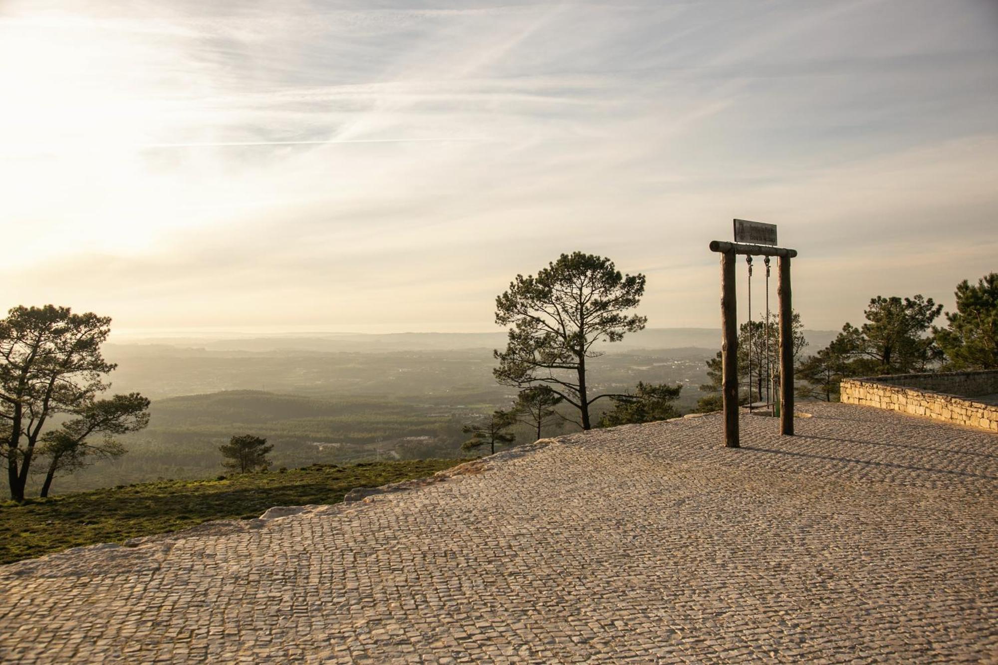 Casas Da Gralha Bed & Breakfast Turquel Luaran gambar