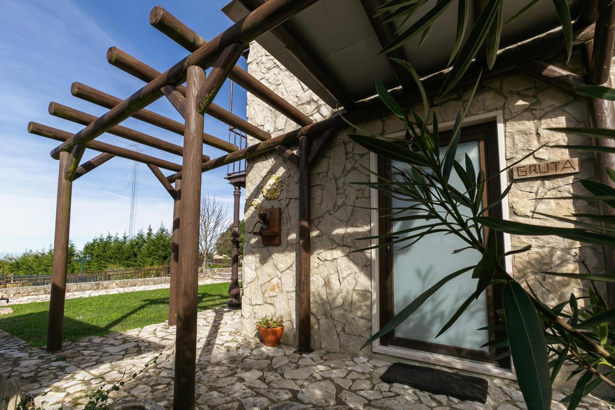 Casas Da Gralha Bed & Breakfast Turquel Bilik gambar